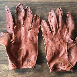 Coach driving gloves